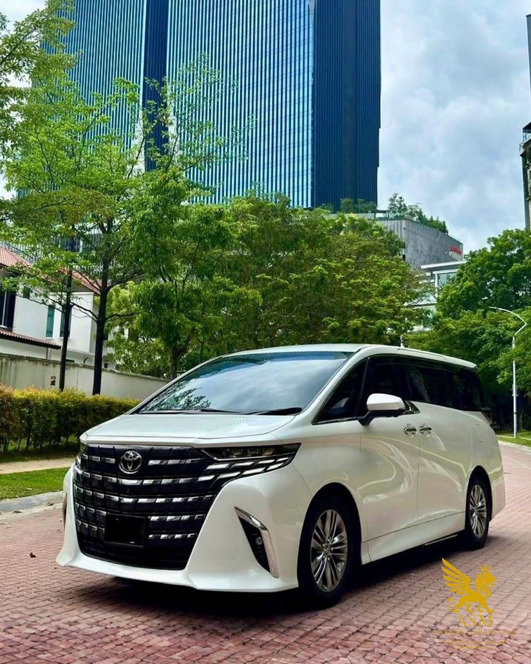 Toyota Alphard AGH 40 rental Malaysia - photo 1
