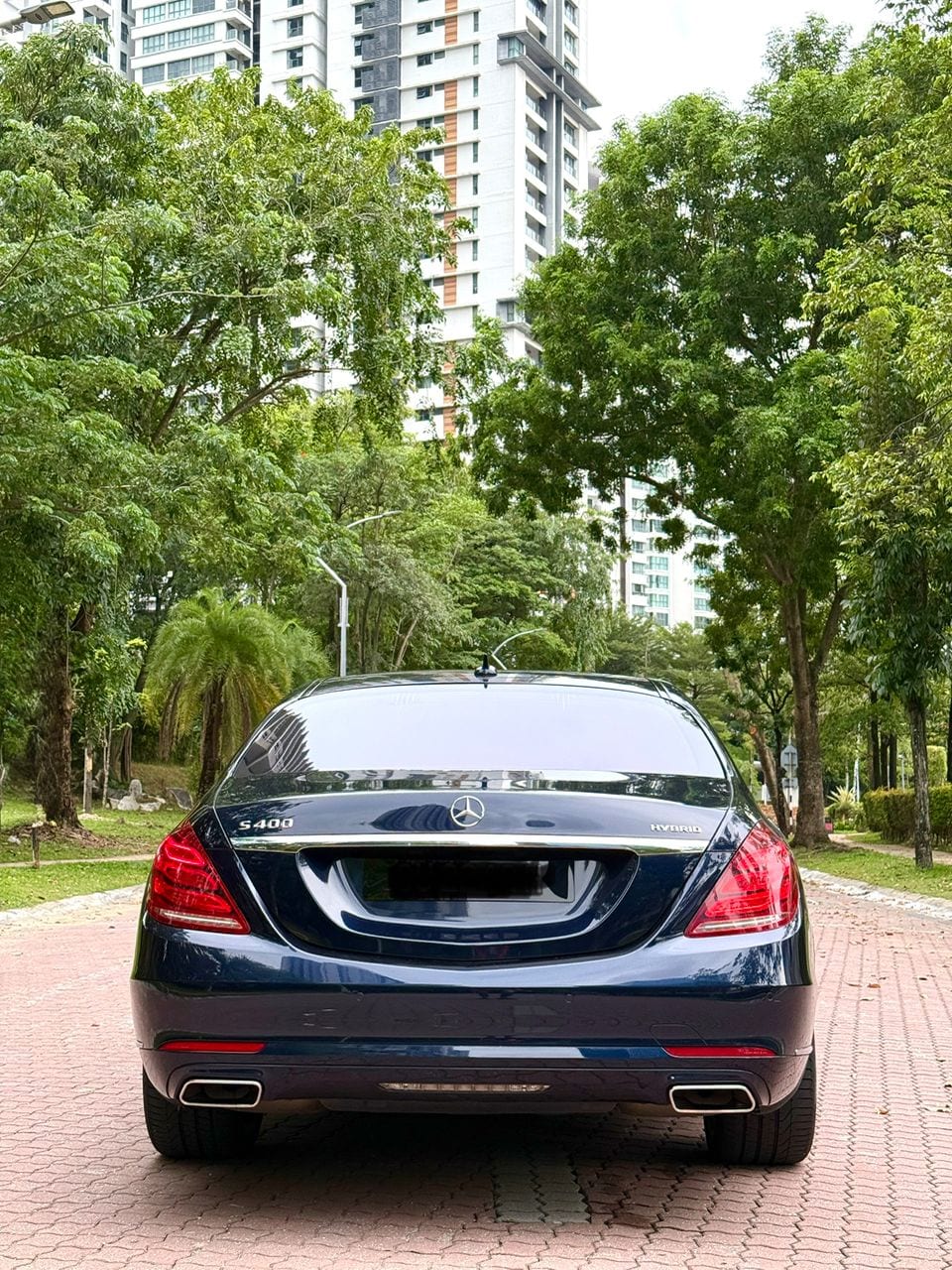 Mercedes-Benz S400 H rental Malaysia — photo 5