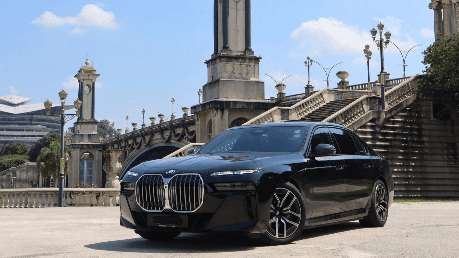 BMW 750e - luxury car rental Kuala Lumpur Malaysia